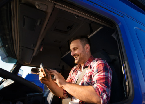 Roadcard: inovando no transporte rodoviário de carga com soluções financeiras para caminhoneiros e empresas do setor