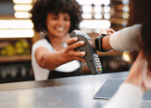 Serviço de adquirência como estratégia de negócio: eficiência operacional e novas receitas no ecossistema de pagamentos